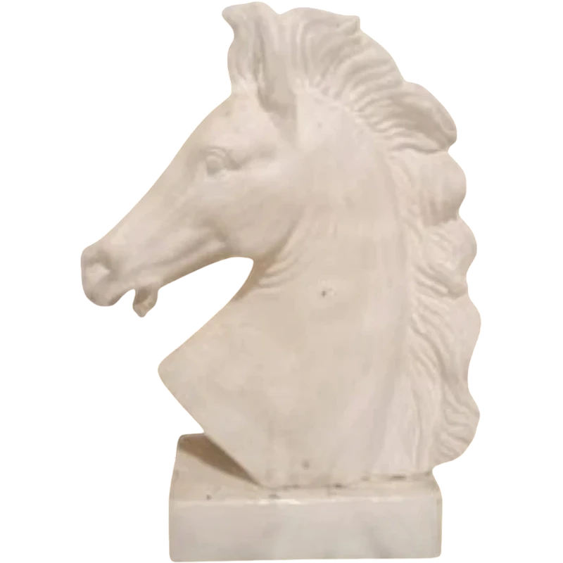 scultura in alabastro  anni '30 raffigurante un cavallo
