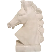scultura in alabastro  anni '30 raffigurante un cavallo