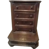 Antique 17th century kneeler with drawers in Tuscan walnut