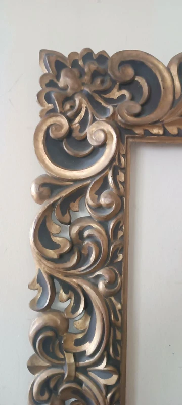 Grand cadre antique laqué et doré 19e siècle Italie