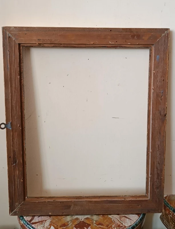 Cadre ancien en bois doré, première moitié du 19e siècle