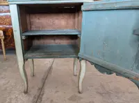Genoese lacquered and painted bedside table - First half of the 18th century