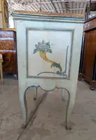 Genoese lacquered and painted bedside table - First half of the 18th century