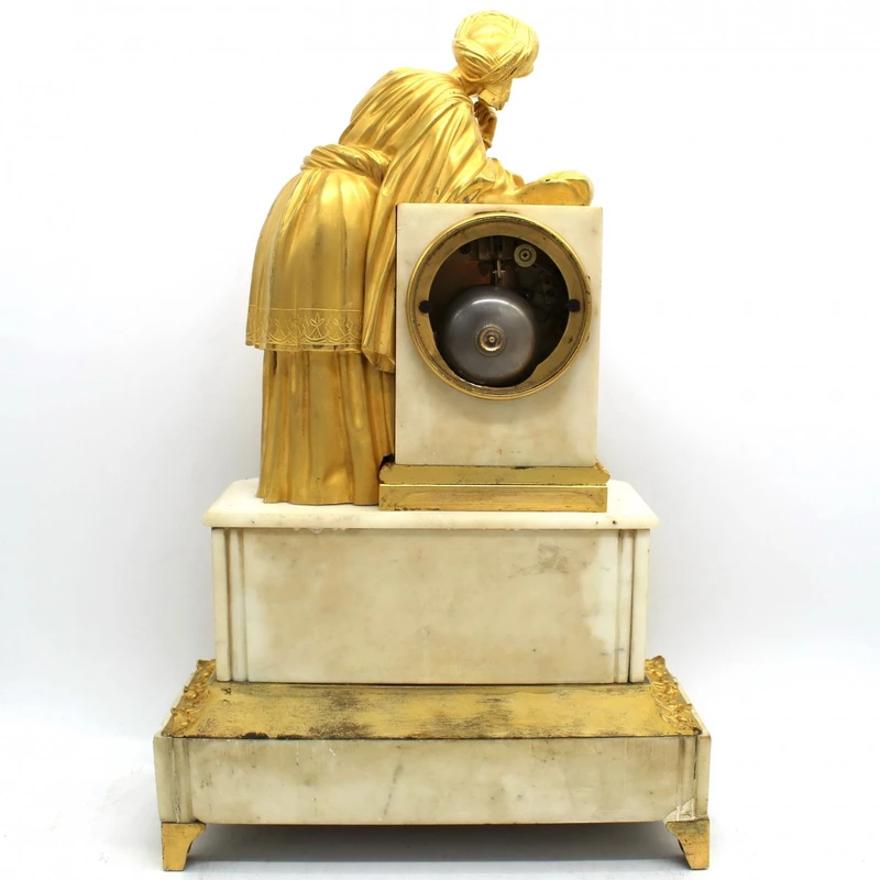Pendule ancienne en bronze doré et marbre 19ème siècle