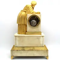 Pendule ancienne en bronze doré et marbre 19ème siècle