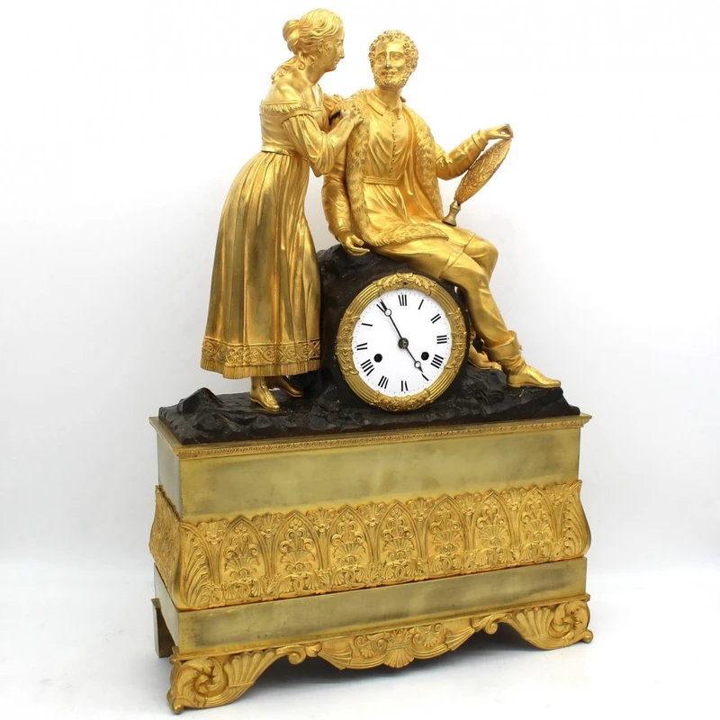 Pendule ancienne en bronze doré 19ème siècle