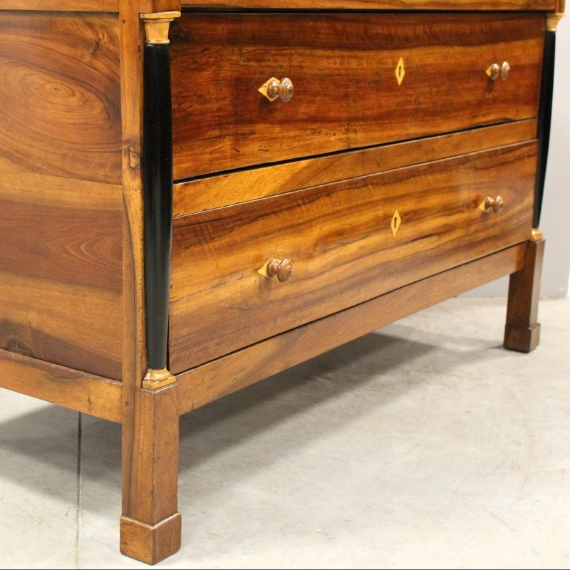 Ancienne commode Empire en noyer marqueté 19ème siècle