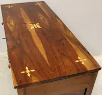 Ancienne commode Empire en noyer marqueté 19ème siècle
