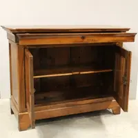 Buffet ancien Louis Philippe en noyer 19ème siècle