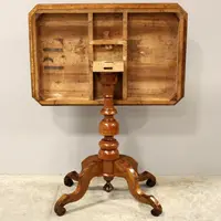 Antico tavolino in noce intarsiato 19°secolo