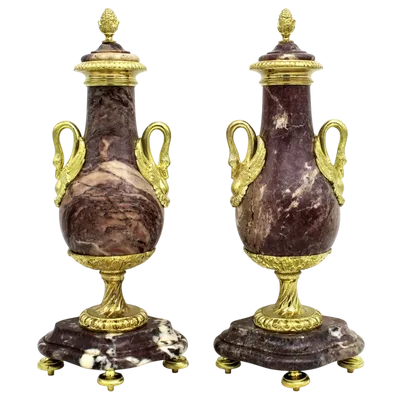 Paire de vases Napoléon III en bronze doré et marbre 19ème siècle