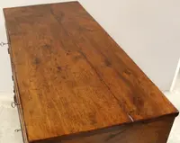 Buffet ancien en noyer Charles X du 19ème siècle