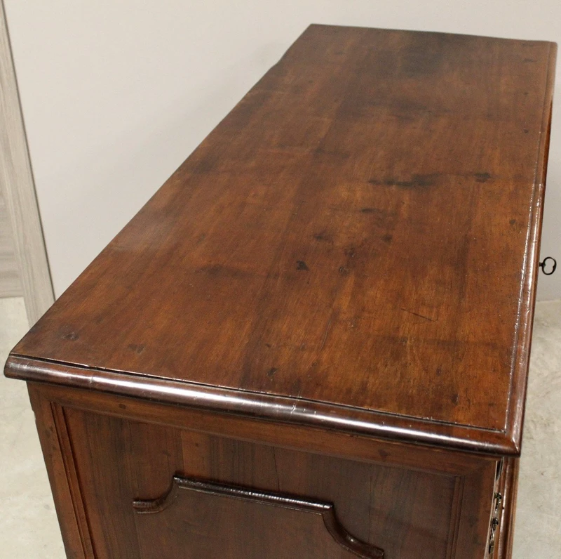 Antico canterano cassettone comò in noce 17°secolo