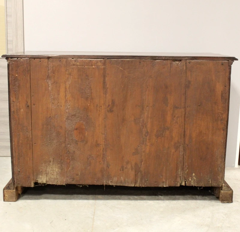 Antico canterano cassettone comò in noce 17°secolo