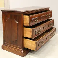 Antico canterano cassettone comò in noce 17°secolo