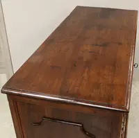 Antico canterano cassettone comò in noce 17°secolo