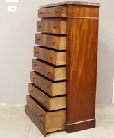 Commode hebdomadaire ancienne du 19e siècle en acajou