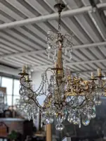 Lampadario genovese in legno intagliato e dorato, XVIII secolo con cristalli, prima metà 900