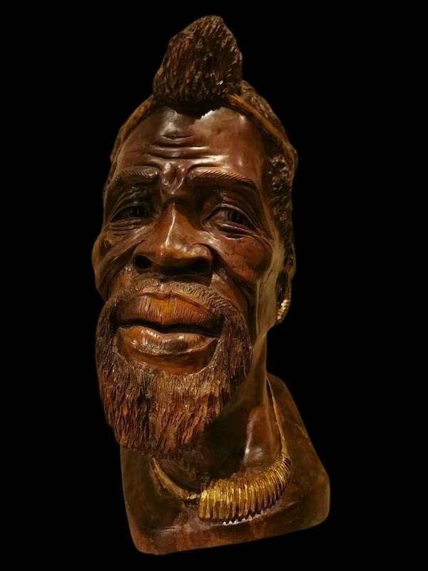 Scultura dell'800 testa di uomo africano con dettagli dorati