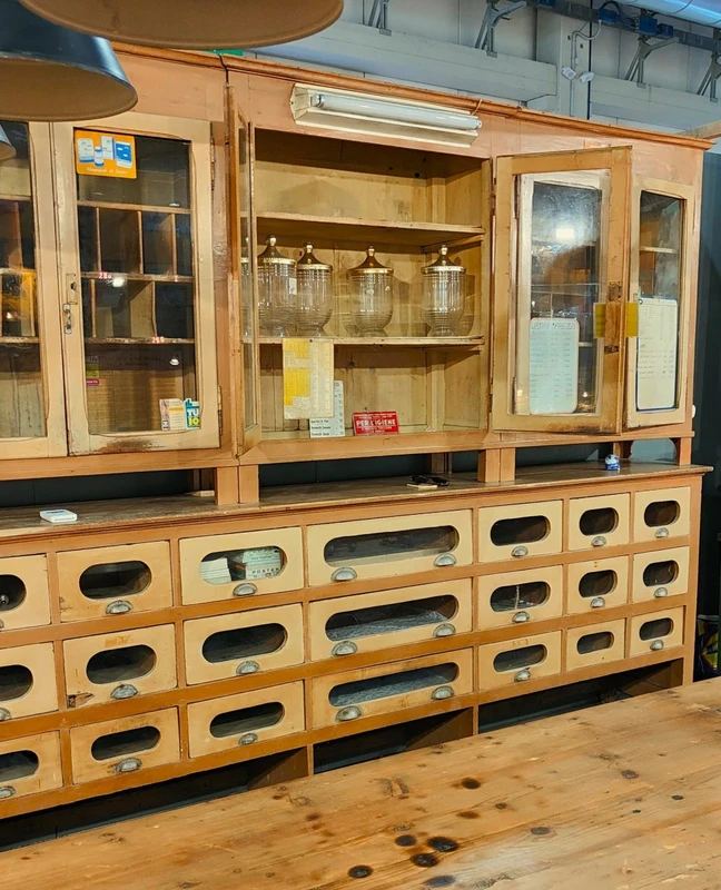 Comptoir original des années 1940