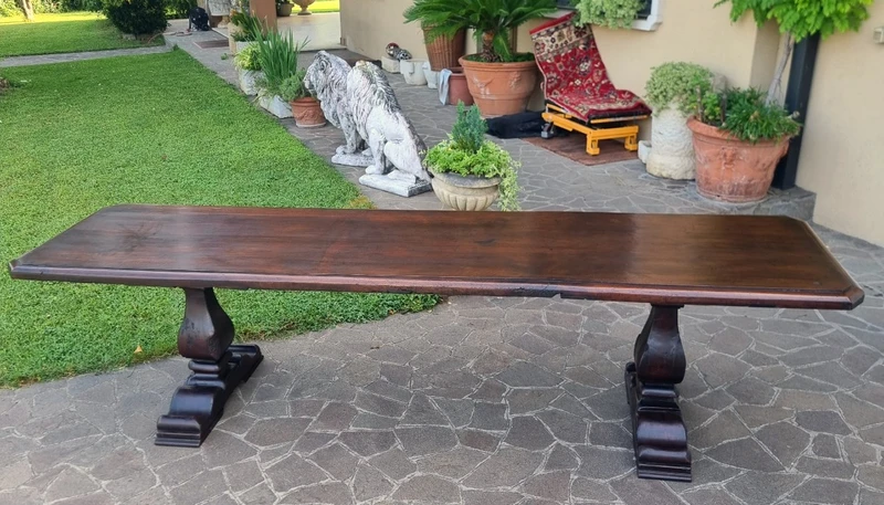 Tavolo fratino in noce del 600 Veneto da monastero