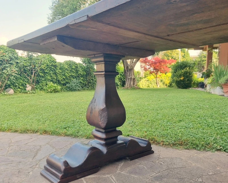 Tavolo fratino in noce del 600 Veneto da monastero