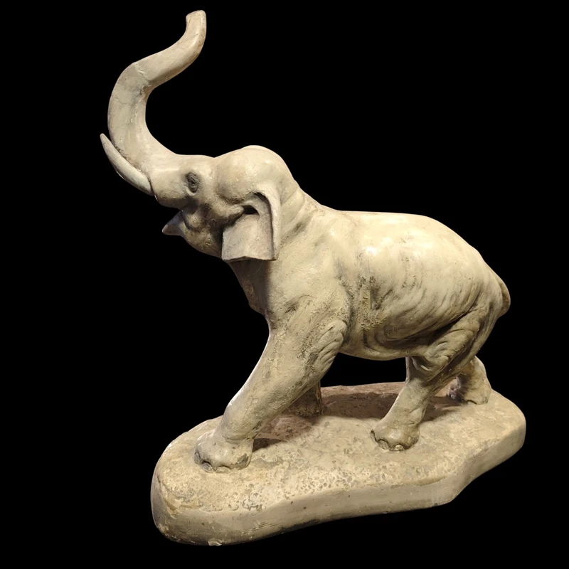 Elefante anni 40 Art Decò in terracotta e gesso