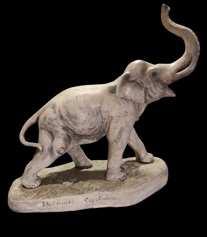 Elefante anni 40 Art Decò in terracotta e gesso