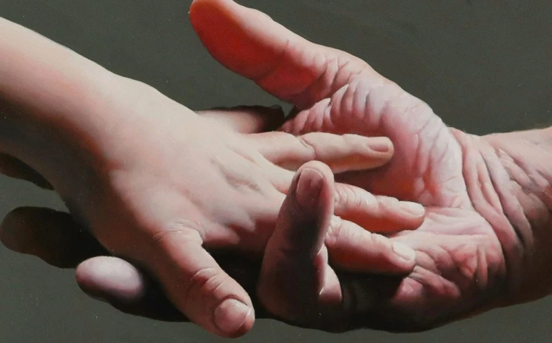 Context Art Miami Olio su tela” Hands of my Sun ”  al confine con l’iperrealismo