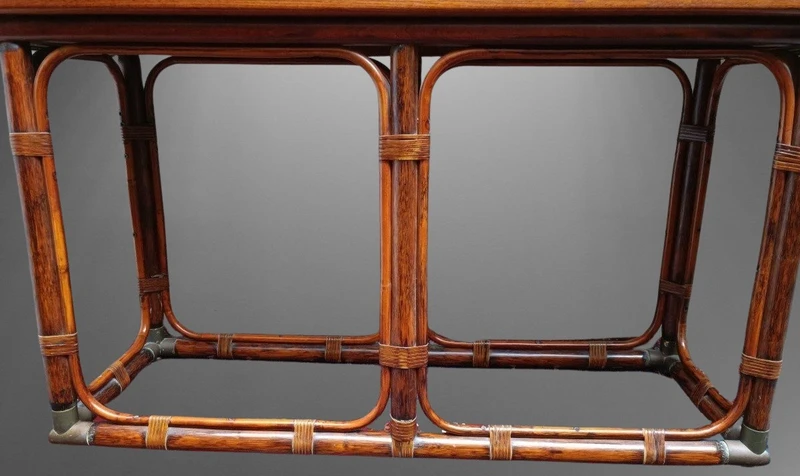 Tavolo design in palissandro anni ’80 mod. T5 di Tito Agnoli per Bonacina