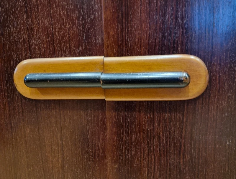 Credenza Vintage anni ‘40/50 di Osvaldo Borsani