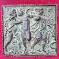 Paire de hauts-reliefs en bronze néoclassique 1780 jeu de putti