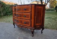 Commode vénitienne du XIXe siècle en noyer avec incrustations de palmiers