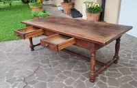 Grande table Fratino en noyer toscan du XVIIIe siècle