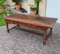 Grande table Fratino en noyer toscan du XVIIIe siècle