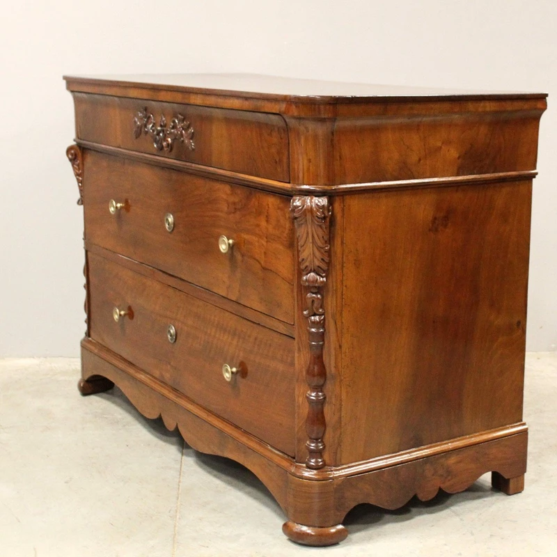Antique Louis Philippe walnut dresser dresser 19th century