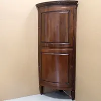 Encoignure cantonale ancienne en noyer Louis XVI 18ème siècle