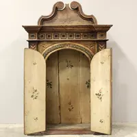 Antica credenza stipo pensile laccato e dipinto 18°secolo