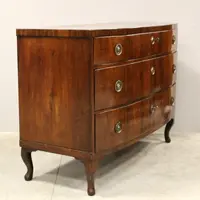 Commode ancienne Louis XV en noyer du XVIIIe siècle