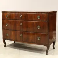 Commode ancienne Louis XV en noyer du XVIIIe siècle