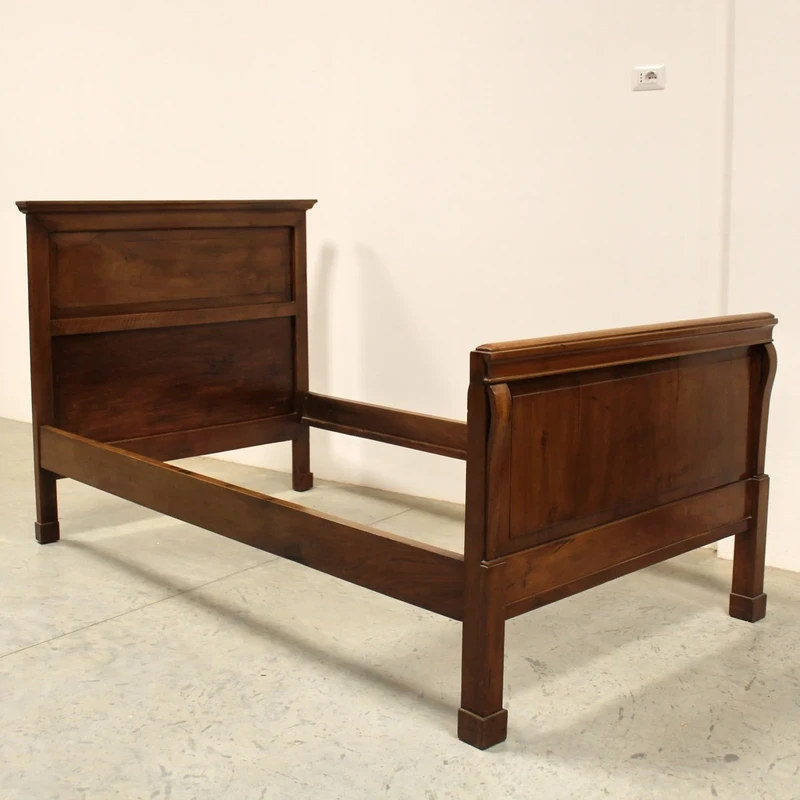 Antico letto Impero in noce 19°secolo