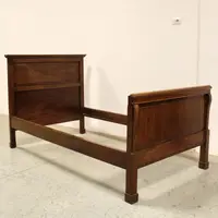 Antico letto Impero in noce 19°secolo