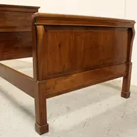 Antico letto Impero in noce 19°secolo