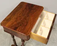 Antica tavolino Luigi Filippo in noce 19°secolo