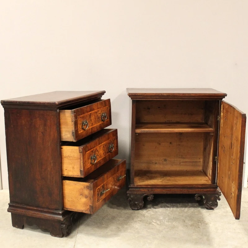 Antique pair of Louis XV commode nightstands in 18th century walnut