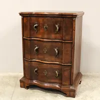 Antique Louis XV chest of drawers dresser in walnut 18th century
