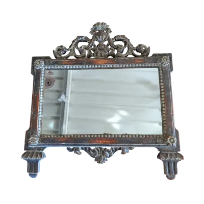 Rectangular mirror with floral carving and leaf silvering