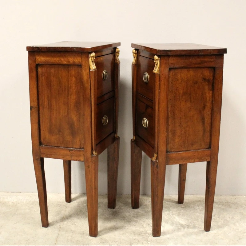 Antique pair of 18th-century walnut Direttorio bedside tables