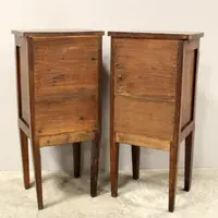 Antique pair of 18th-century walnut Direttorio bedside tables