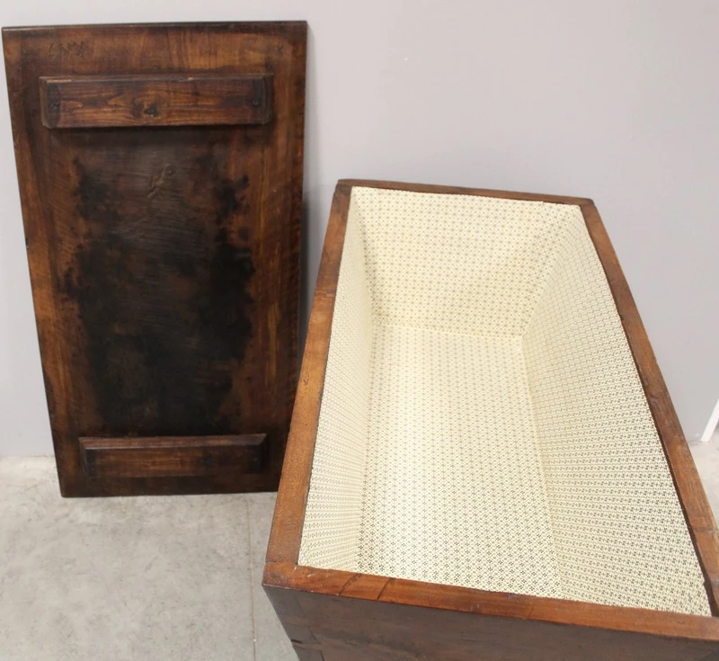 Buffet ancien Louis XV en noyer et cerisier du XVIIIe siècle